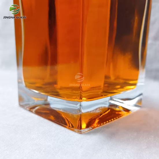 Chine Fabricant d'usine de haute qualité en gros vide clair rond 375 ml 500 ml 750 ml bouteille en verre bouteille de vin Vodka Gin Rhum alcool whisky Tequila Brandy